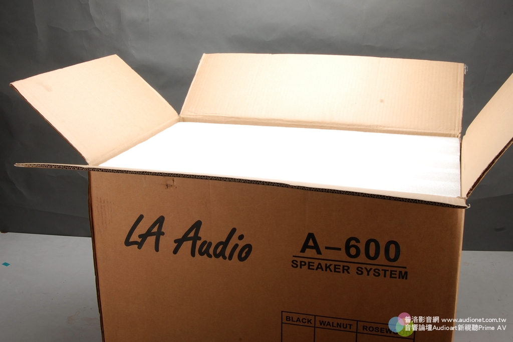 LA Audio A-600 02.jpg