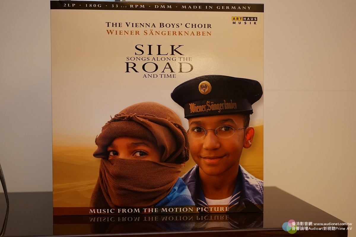 Songs Along the Silk Road and Time The Vienna Boys'Choir