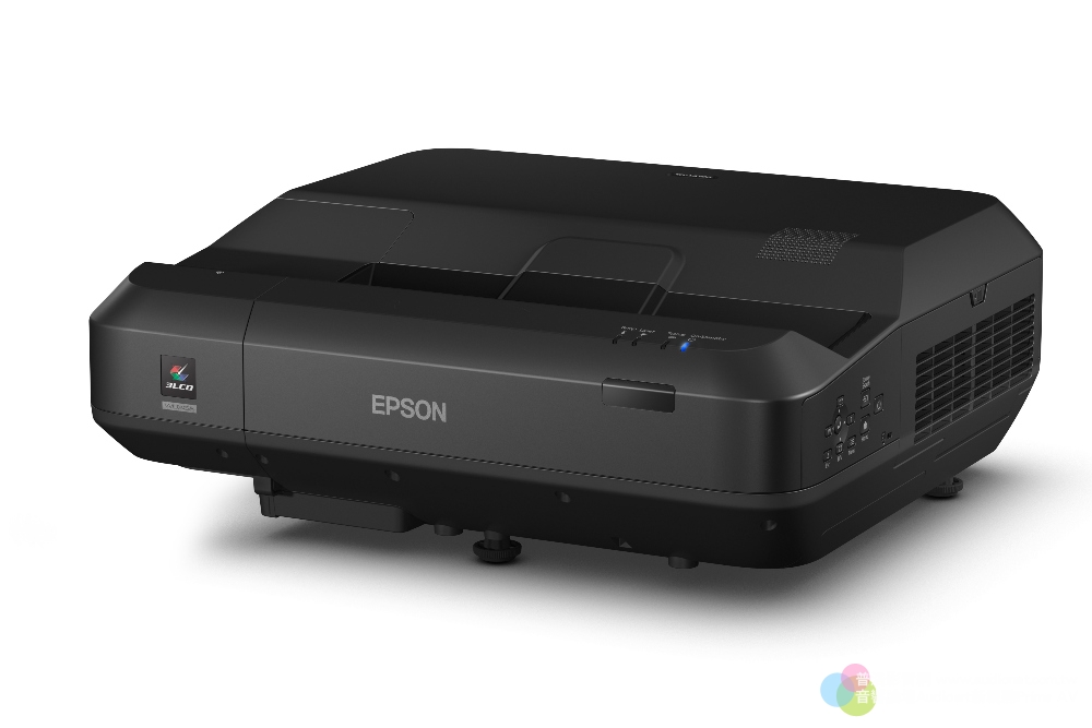 Epson  EH-LS100 把超短焦雷射投影機 當成100吋「雷射電視」