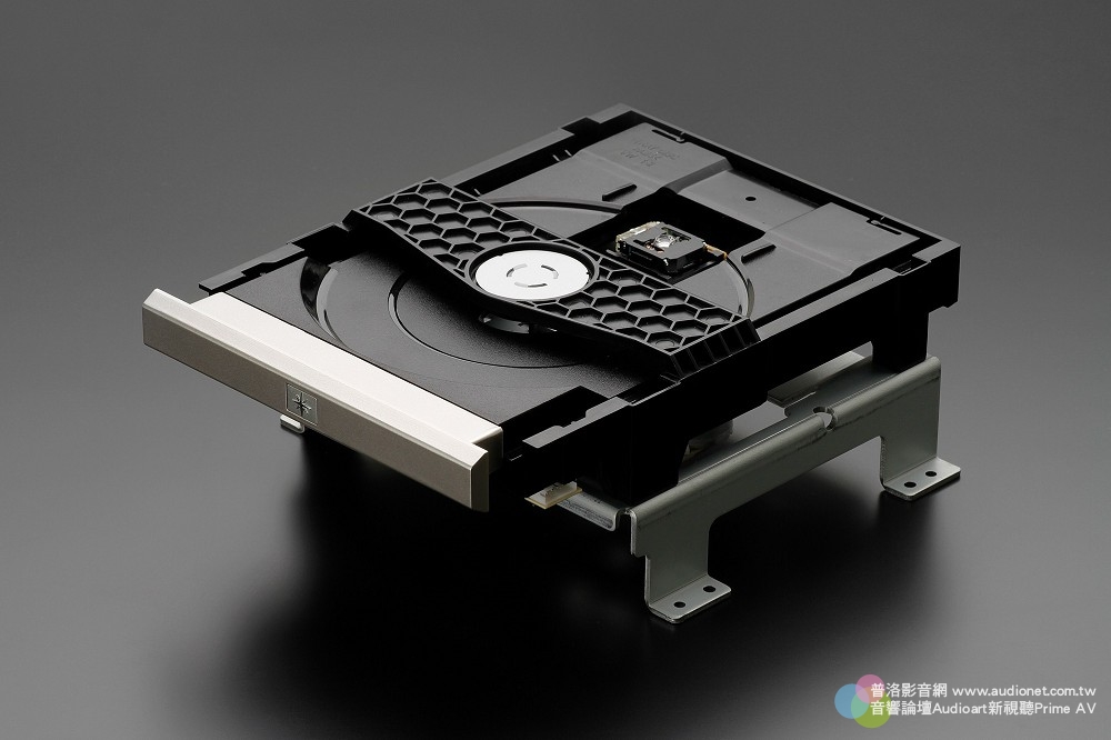 Marantz ND8006：串流、CD、USB一機搞定！