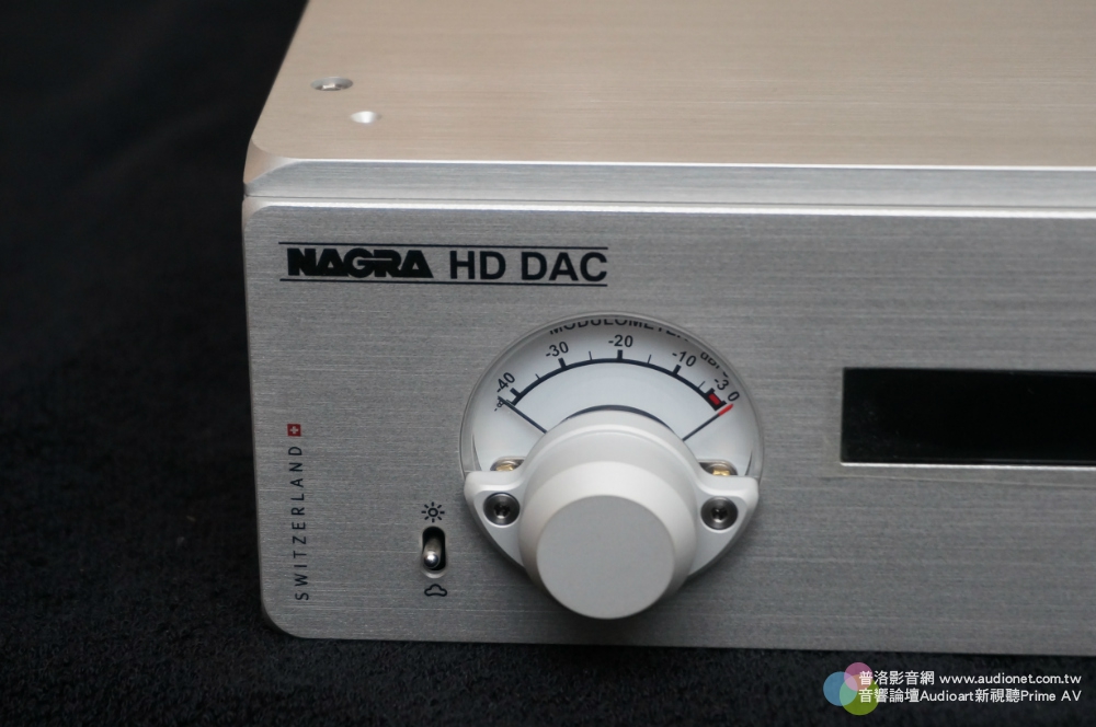 Nagra HD DAC與MPS Power Supply HD VFS避震墊