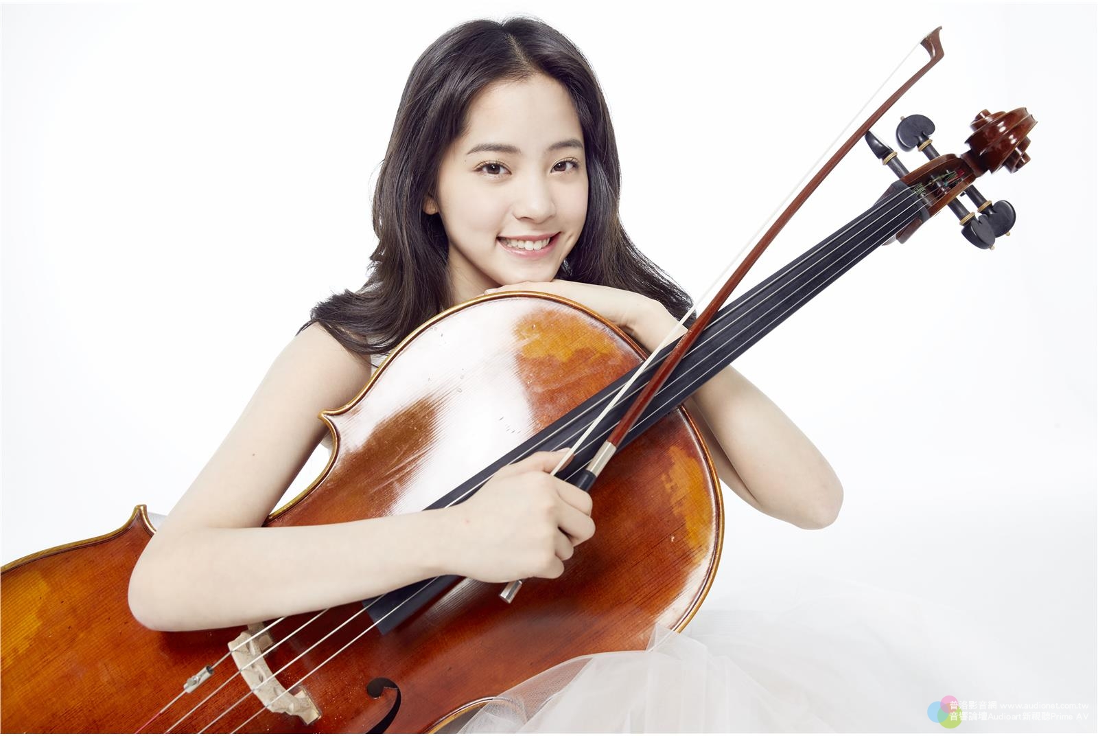 追逐夢想的勇氣，訪大提琴家歐陽娜娜