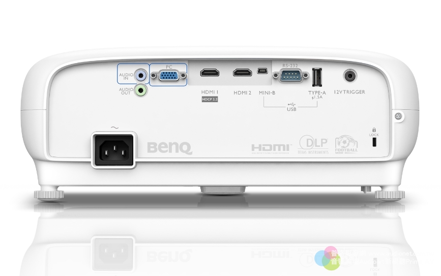 BenQ TK800 4K投影機，用高亮度4K畫面看運動賽事