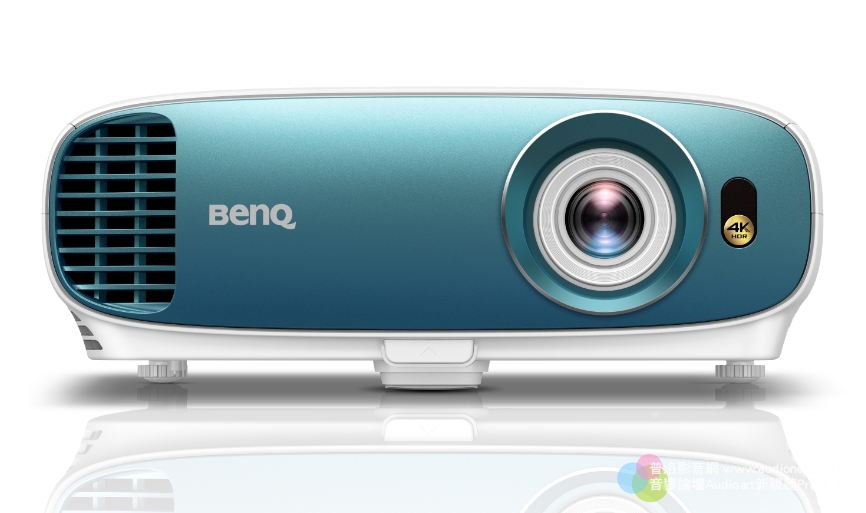 BenQ TK800 4K投影機，用高亮度4K畫面看運動賽事