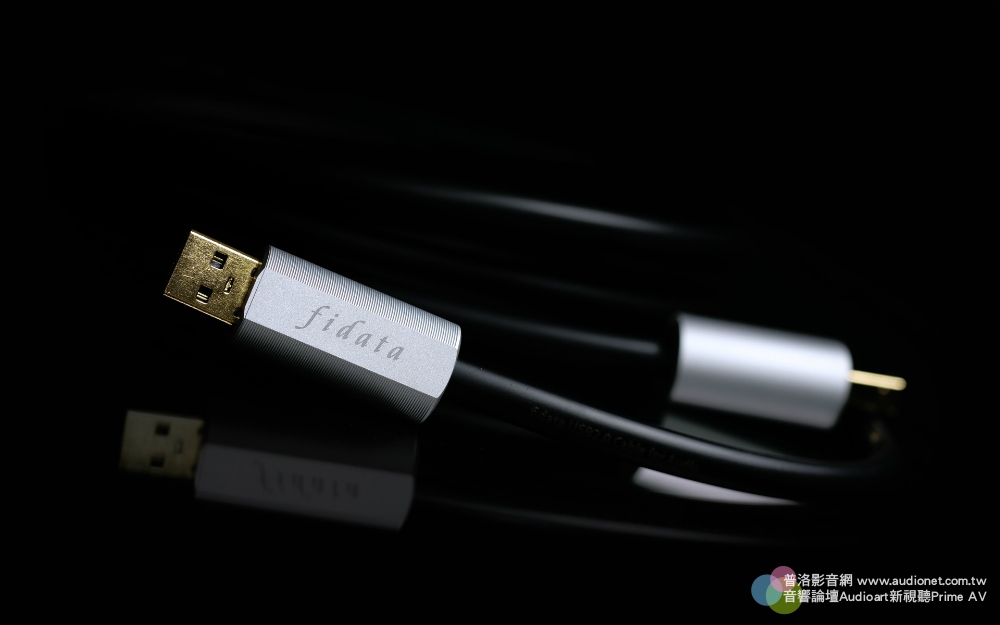 fidata HFU2 USB線：精緻靈動、內外兼修
