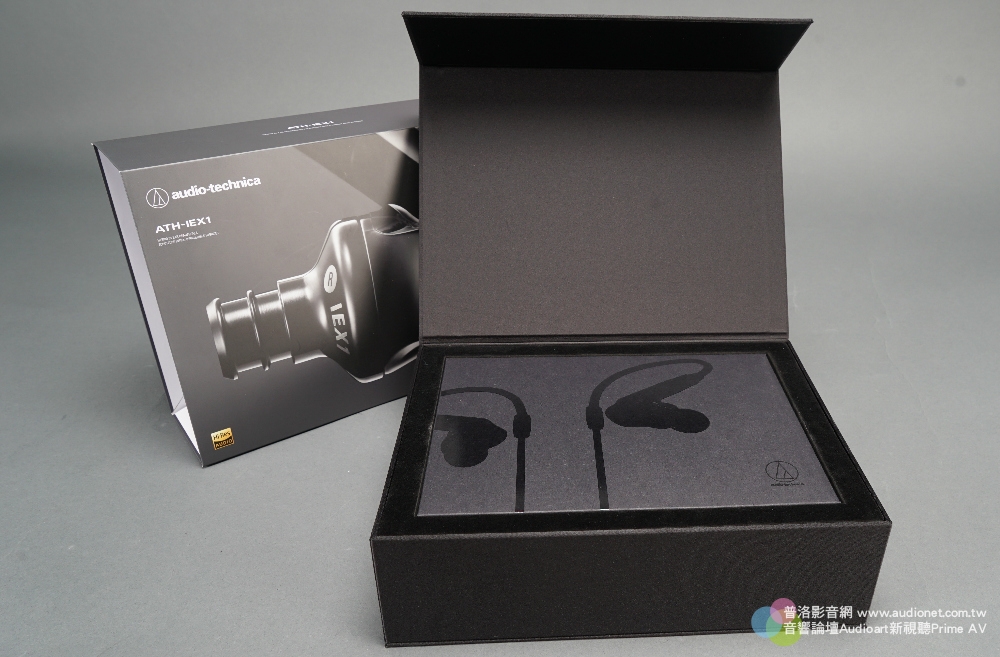 audio-technica ATH-IEX1鈦合金入耳式耳機開箱