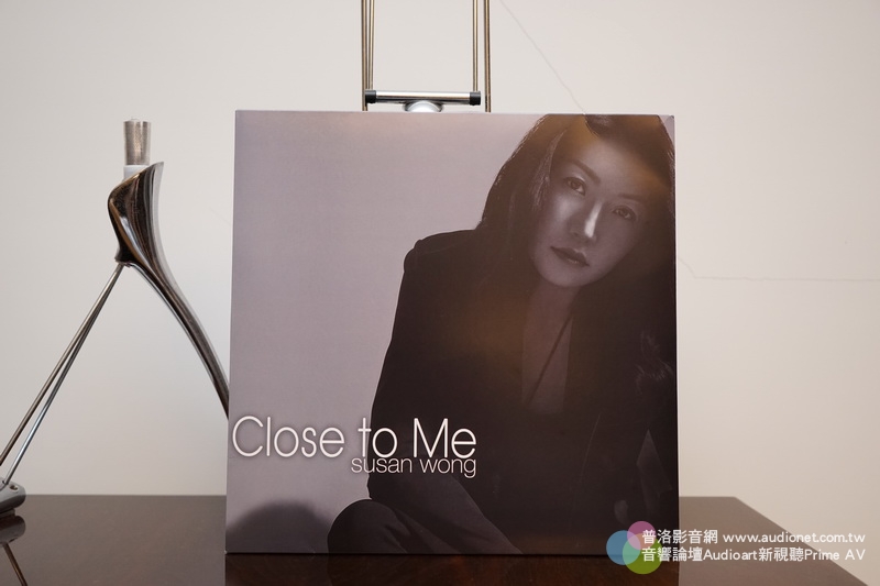 Susan Wong Close to Me第一張自己編曲製作的唱片，展現才華