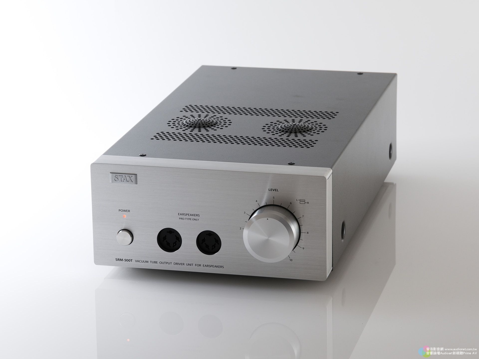 STAX SRM-500T真空管靜電耳機擴大機，更穩定的供電與抑振效果