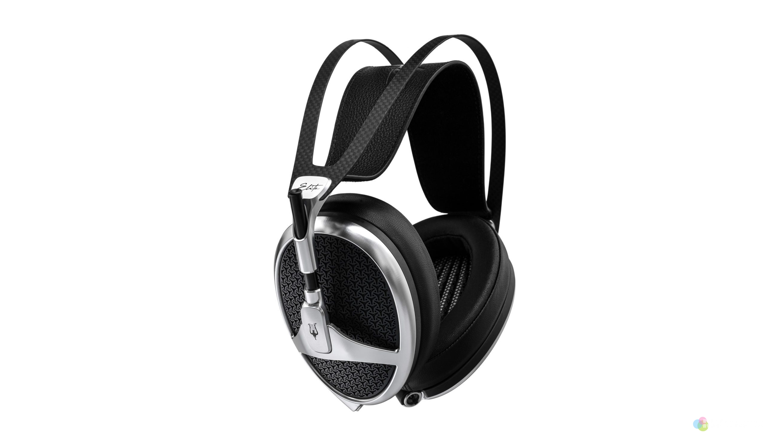 Meze Audio Elite旗艦耳罩耳機：平面振膜的最完美型態