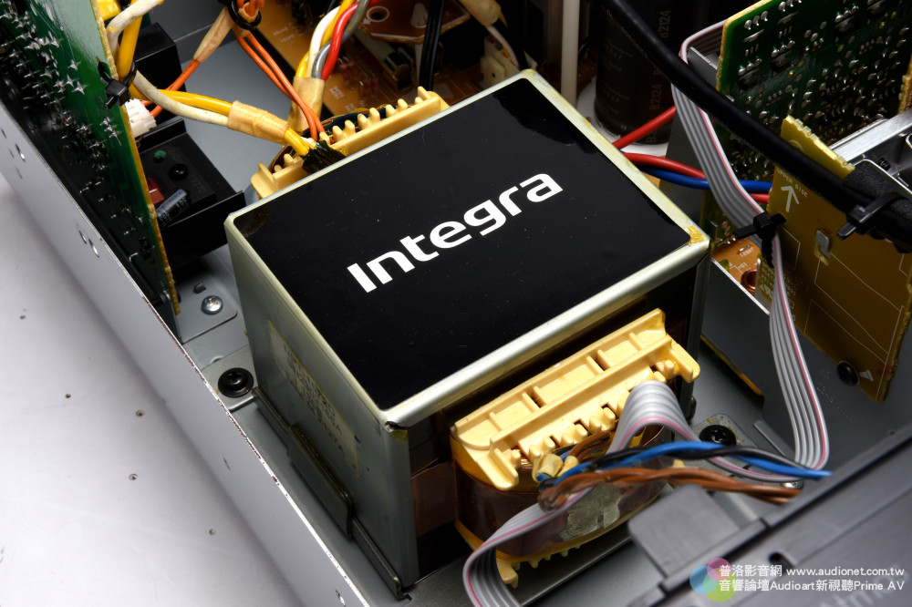 Integra DRX-3.4 環繞擴大機評測：全頻段Dirac Live音場校正功能加持 音效更細膩結實，環繞包圍感更強烈 .. ...