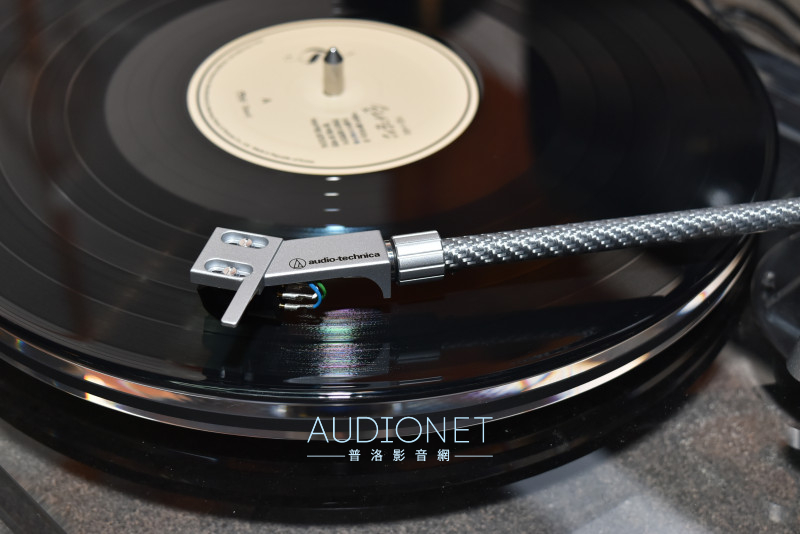 Audio-Technica AT-LP2022黑膠唱盤評測：造型與性能兼具，滿足您玩黑膠的渴望！